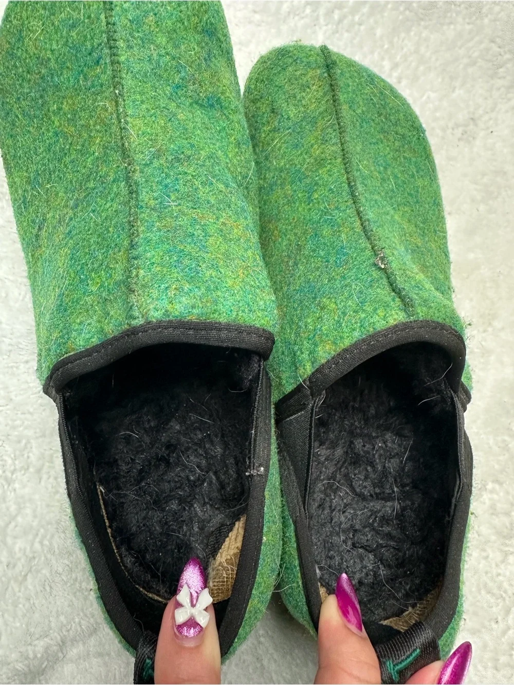 John Fluevog Dayan Peacemaker Green Vegan Felt Slippers EU 41 US M8 / W10